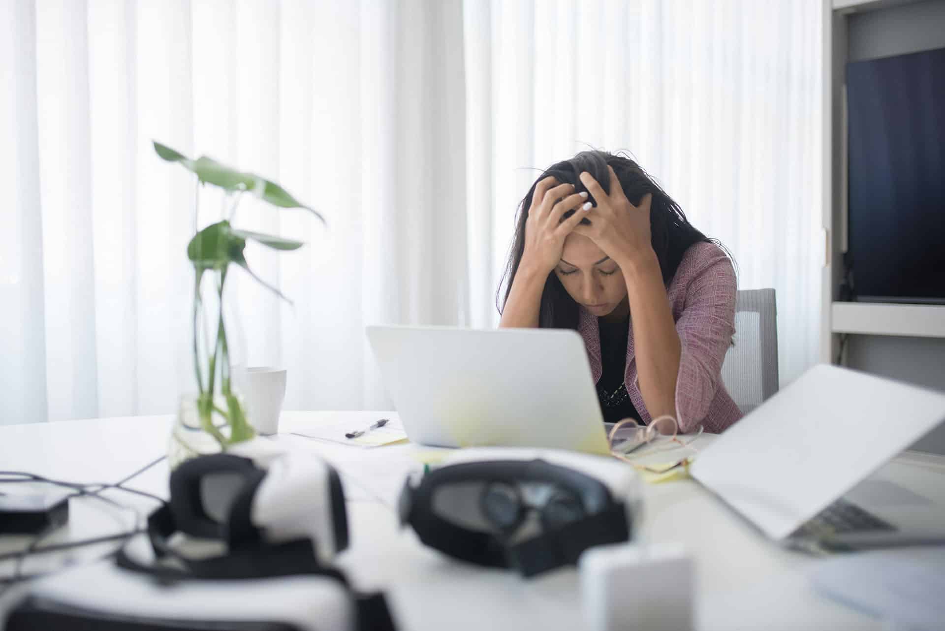 From Solopreneur to CEO: When to Stop Doing Everything Yourself